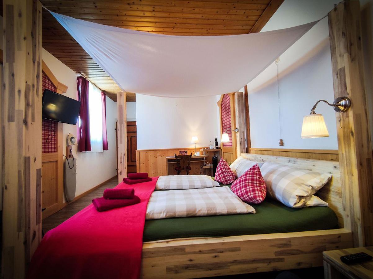 Hotel Landgasthof Sonne Mahlberg Exteriör bild